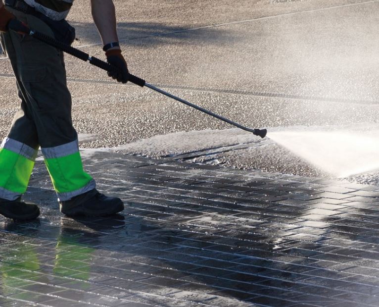 Débarras et nettoyage haute pression